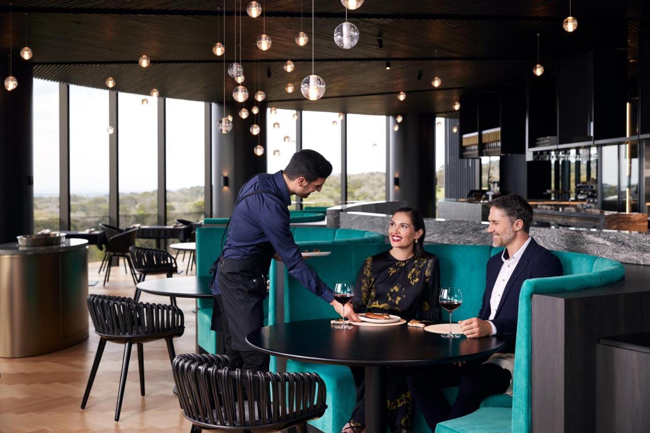 Racv Cape Schanck Resort エクステリア 写真 A restaurant in the Emirates First Lounge at Dubai International Airport